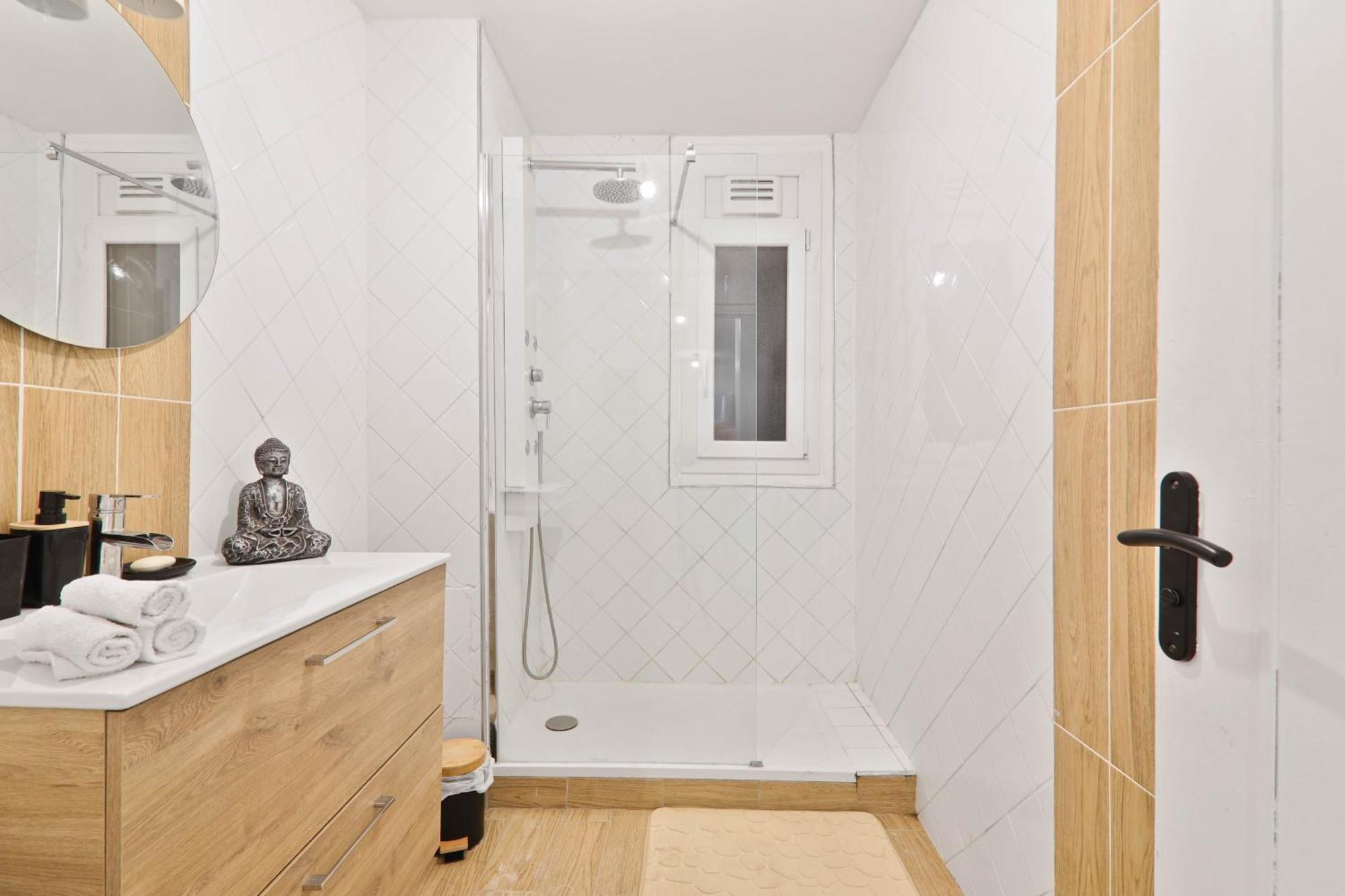 Evasion Familiale & Appartement Convivial Et Chaleureux Эпине-сюр-Сена Экстерьер фото